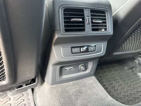 Used 2024 Audi SQ5 Premium Plus w/ S Sport Package AWD/4WD image 19