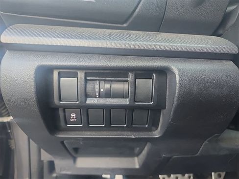 Used 2018 Subaru Impreza 2.0i Sport image 16