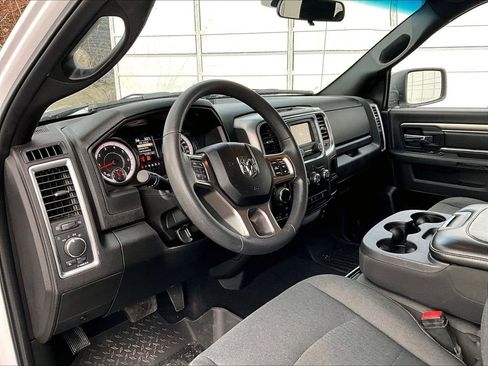 Used 2024 RAM 1500 Classic Warlock AWD/4WD image 8