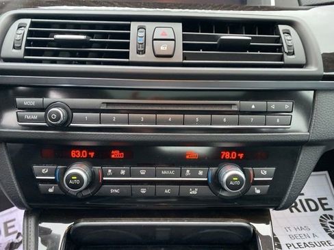 Used 2016 BMW 528i Sedan image 30