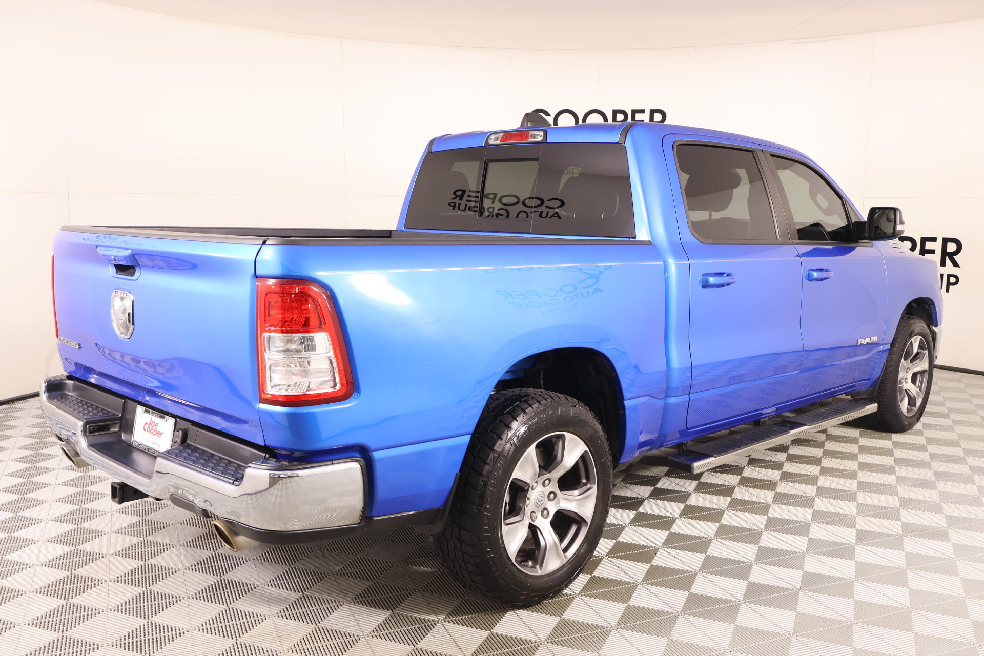 Used 2021 RAM 1500 2WD Crew Cab image 19