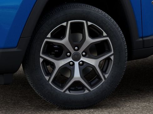 New 2026 Jeep Compass Limited AWD/4WD image 13