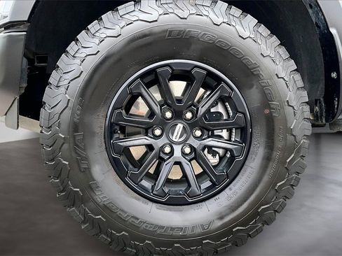 Used 2025 Ford F150 Raptor image 8