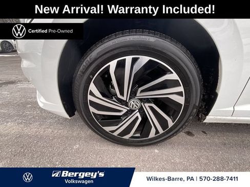 Used 2021 Volkswagen Jetta SEL Premium FWD image 1