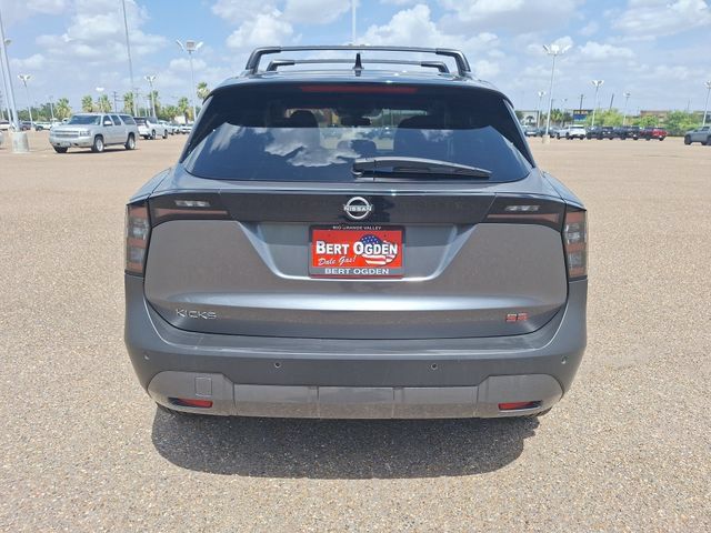 Used 2025 Nissan Kicks SR FWD image 6