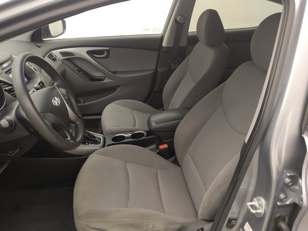 Used 2015 Hyundai Elantra SE FWD image 17