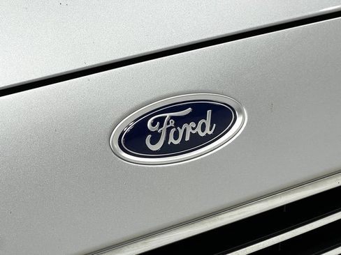 Used 2020 Ford Fusion SE FWD image 40