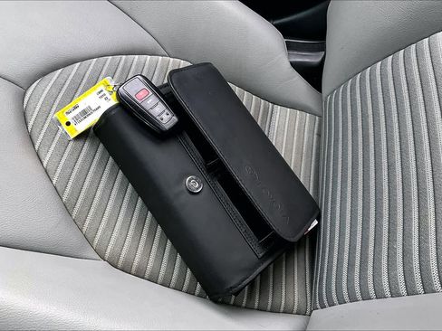 Certified 2022 Toyota Camry SE image 14