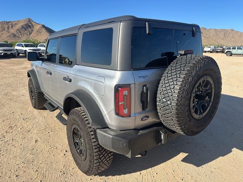 Used 2023 Ford Bronco Wildtrak AWD/4WD image 3