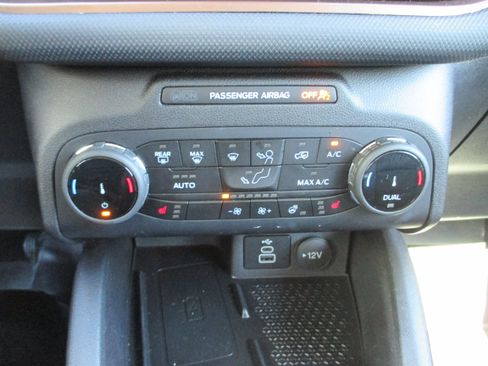 Used 2024 Ford Bronco Sport Outer Banks w/ Tech Package AWD/4WD image 19