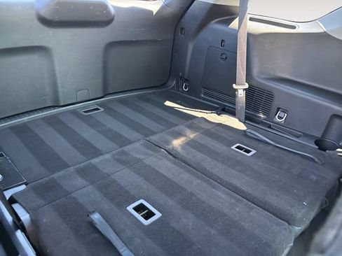 Used 2023 Ford Explorer XLT w/ Equipment Group 202A AWD/4WD image 15
