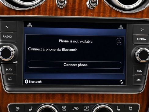 Used 2017 Bentley Bentayga AWD/4WD image 39