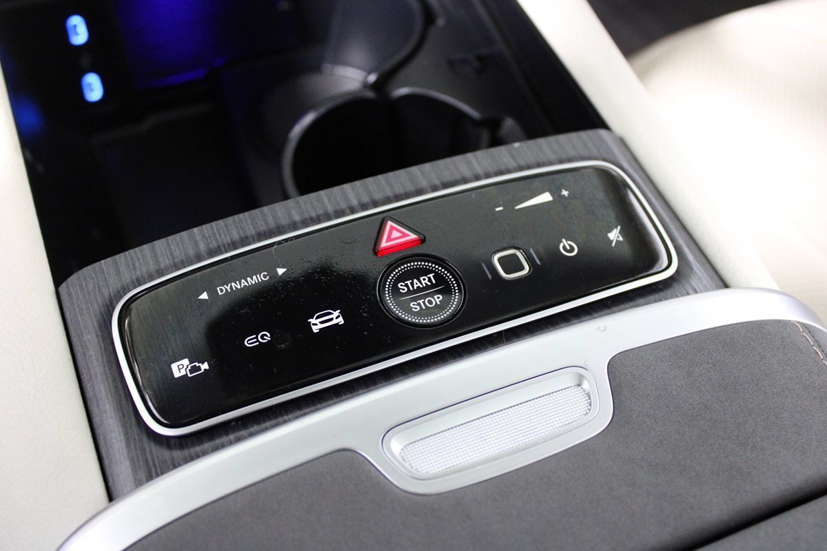 Used 2022 Mercedes-Benz EQS 580 4MATIC Sedan image 22