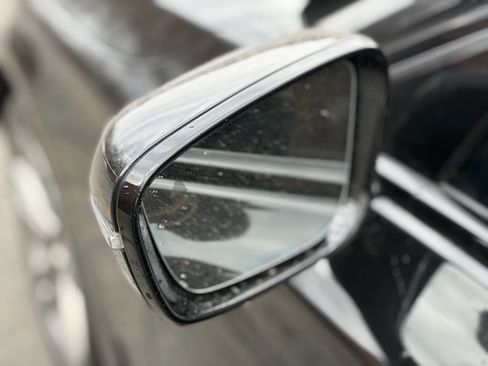 Used 2017 BMW 750i xDrive AWD/4WD image 11