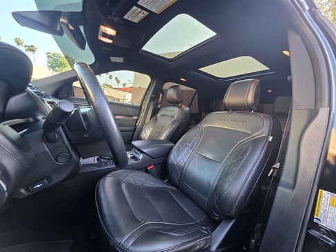 Used 2018 Ford Explorer Platinum AWD/4WD image 15