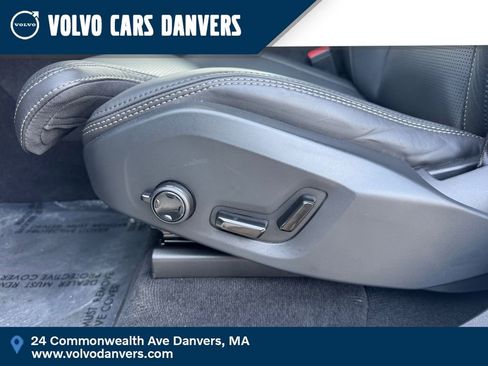New 2025 Volvo XC90 T8 Ultra w/ Protection Package Premier image 28