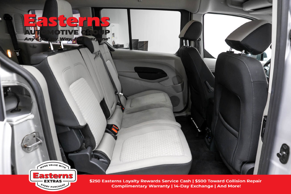 Used 2022 Ford Transit Connect XLT FWD image 23