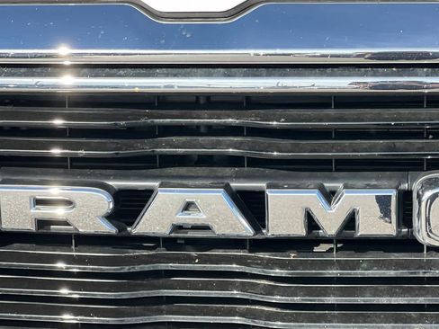 Used 2019 RAM 1500 Big Horn RWD image 16