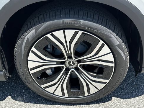 New 2026 Mercedes-Benz EQE 320 4MATIC SUV image 14