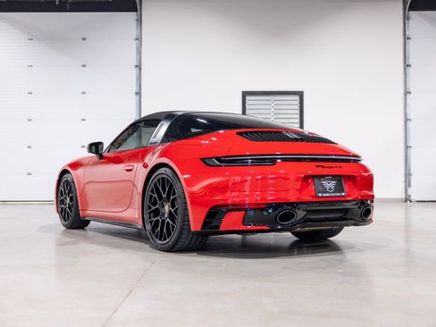 Used 2022 Porsche 911 AWD/4WD image 6