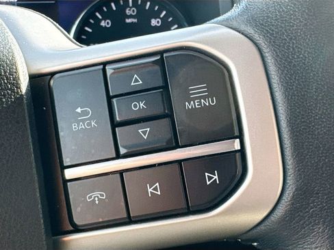 Used 2024 Ford Expedition XLT image 11