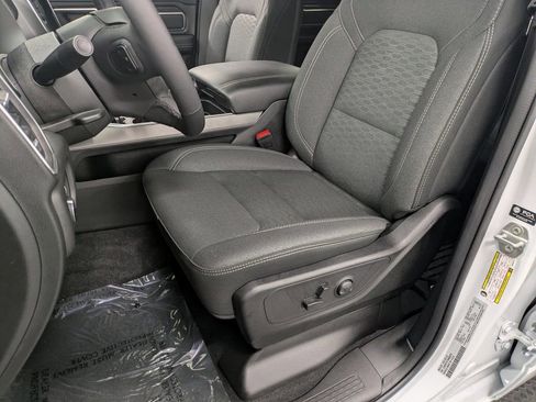 Used 2025 RAM 1500 Big Horn image 13