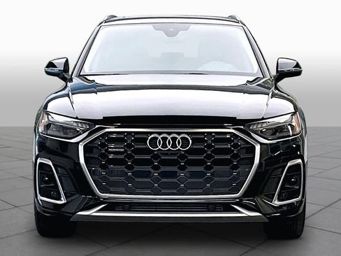 Used 2023 Audi Q5 2.0T Prestige w/ Prestige Package image 5