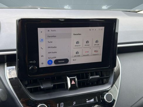 Used 2025 Toyota Corolla LE FWD image 23