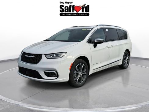 New 2026 Chrysler Pacifica Pinnacle w/ Trailer Tow Group image 1