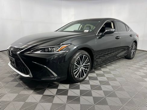 Used 2024 Lexus ES 350 w/ Premium Package image 3