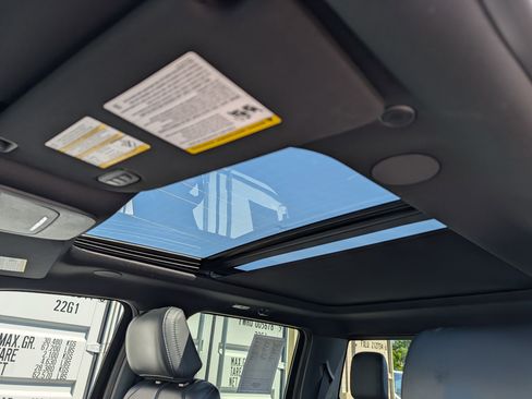 Certified 2025 Ford F150 Platinum w/ Equipment Group 702A High AWD/4WD image 27