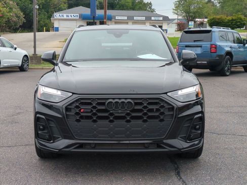 Used 2024 Audi SQ5 Premium Plus w/ Premium Plus Package AWD/4WD image 8