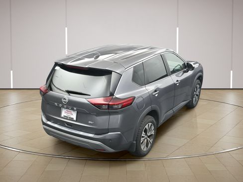 Certified 2023 Nissan Rogue SV FWD image 33