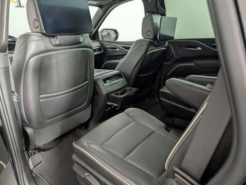 Used 2023 Cadillac Escalade Sport AWD/4WD image 29
