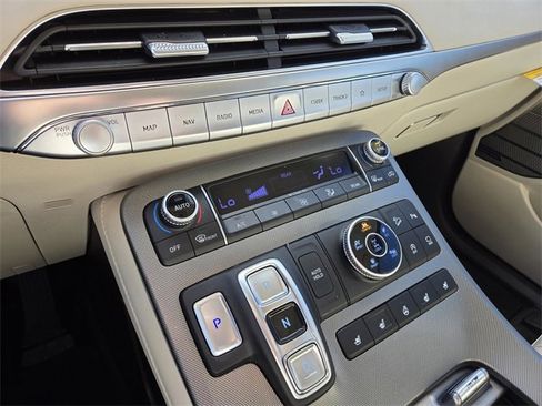 Used 2020 Hyundai Palisade Limited image 21