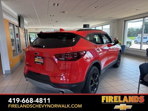 New 2025 Chevrolet Blazer LT w/ Convenience Package image 6