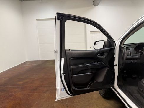 Used 2021 GMC Canyon AT4 image 57