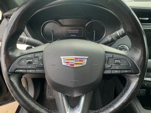 Used 2019 Cadillac XT4 Premium Luxury image 17