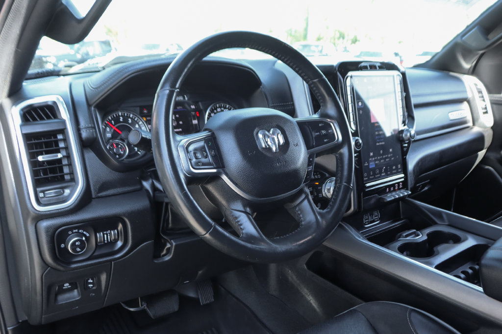 Used 2023 RAM 1500 Laramie AWD/4WD image 19