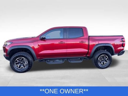 Used 2025 Chevrolet Colorado ZR2 w/ Technology Package image 2