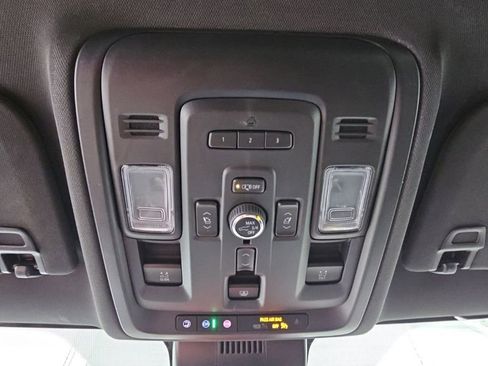 Used 2023 GMC Yukon AT4 w/ LPO, Floor Liner Package AWD/4WD image 23