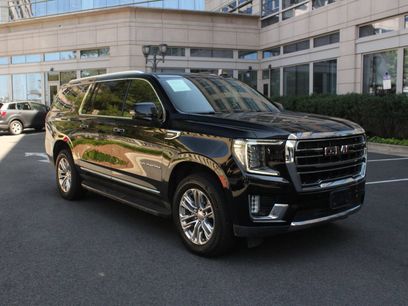 Used 2021 GMC Yukon XL SLT w/ SLT Premium Package