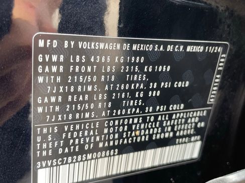 Used 2025 Volkswagen Taos SE FWD image 28