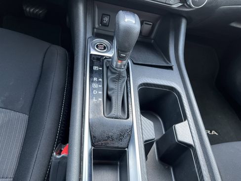 Used 2024 Nissan Sentra SV image 27