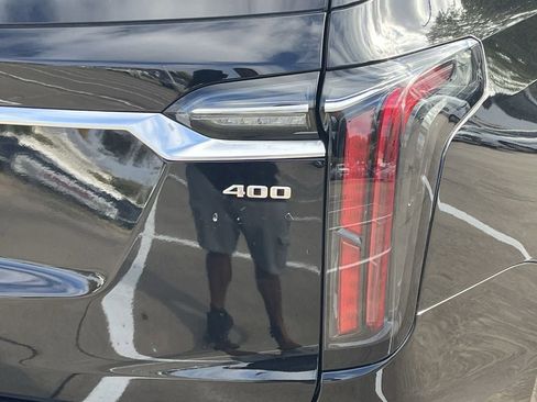 Used 2022 Cadillac XT6 Sport w/ Technology Package image 8