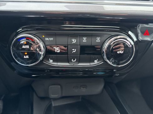 New 2026 Chevrolet Trax ACTIV w/ Sunroof Package image 21