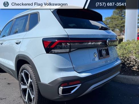 New 2026 Volkswagen Taos SEL AWD/4WD image 9
