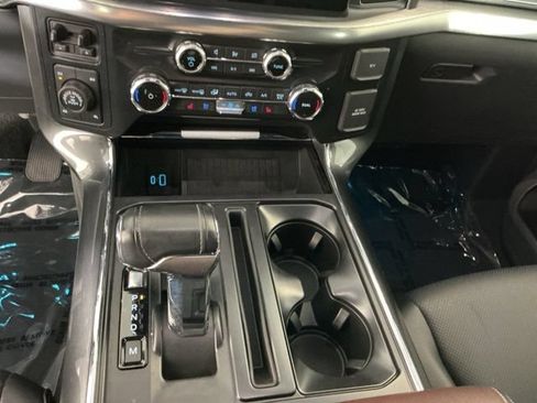 Used 2022 Ford F150 Lariat AWD/4WD image 19
