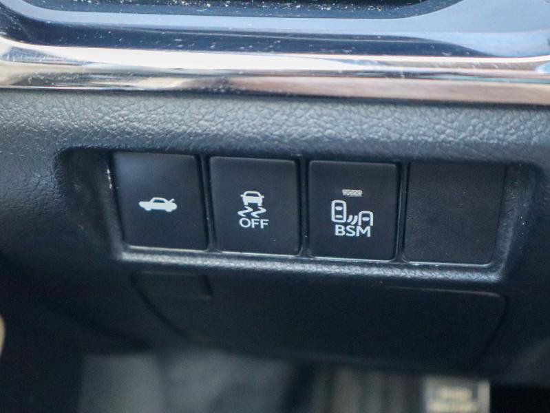 Used 2013 Toyota Avalon XLE Touring FWD image 19