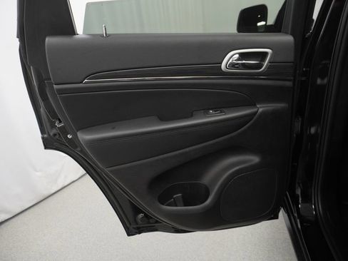 Certified 2021 Jeep Grand Cherokee Limited image 44